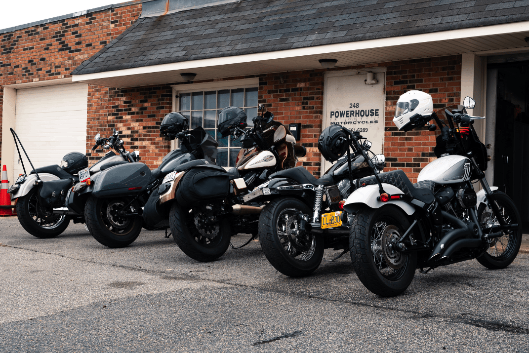 How To Listen To Music With Friends On Motorcycle Rides